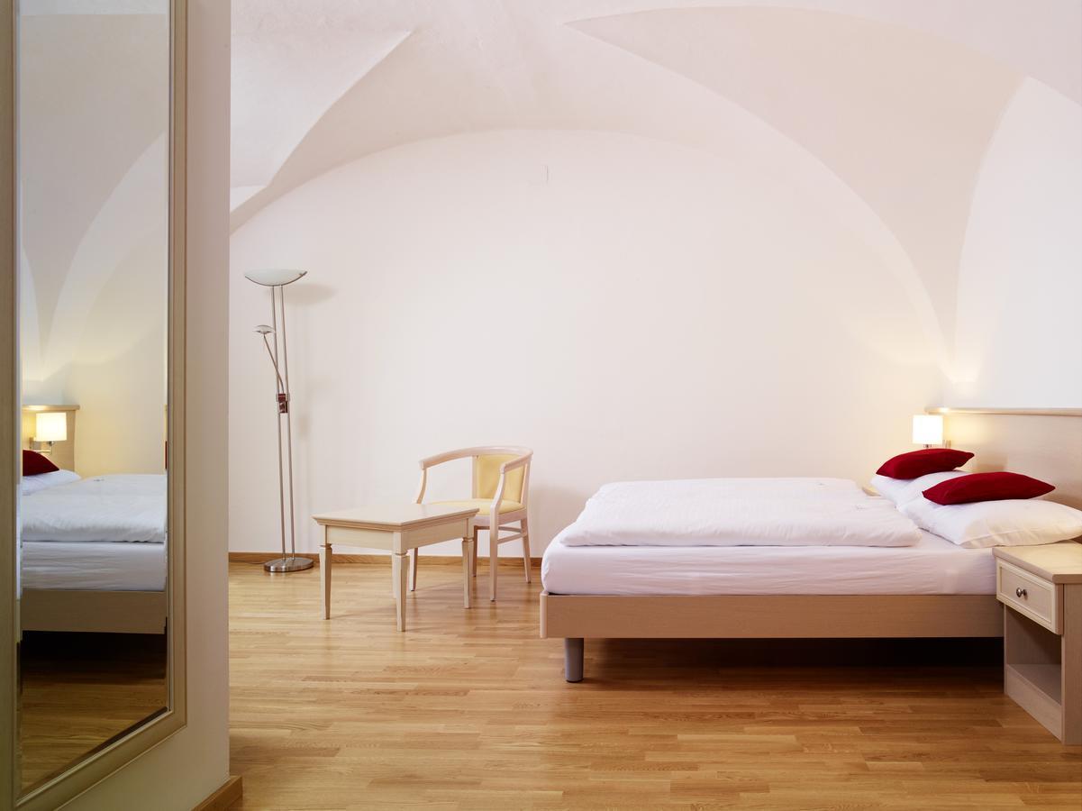 Cma Stift Ossiach Otel Oda fotoğraf